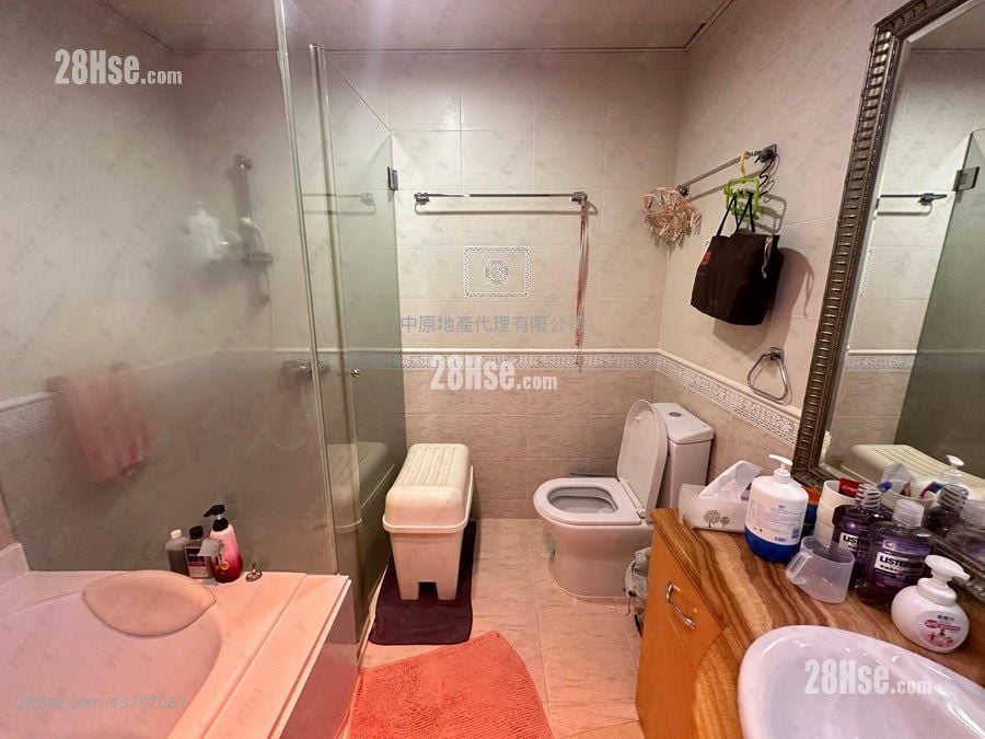 Tycoon Place Sell 3 Bedrooms 2,447 ft²