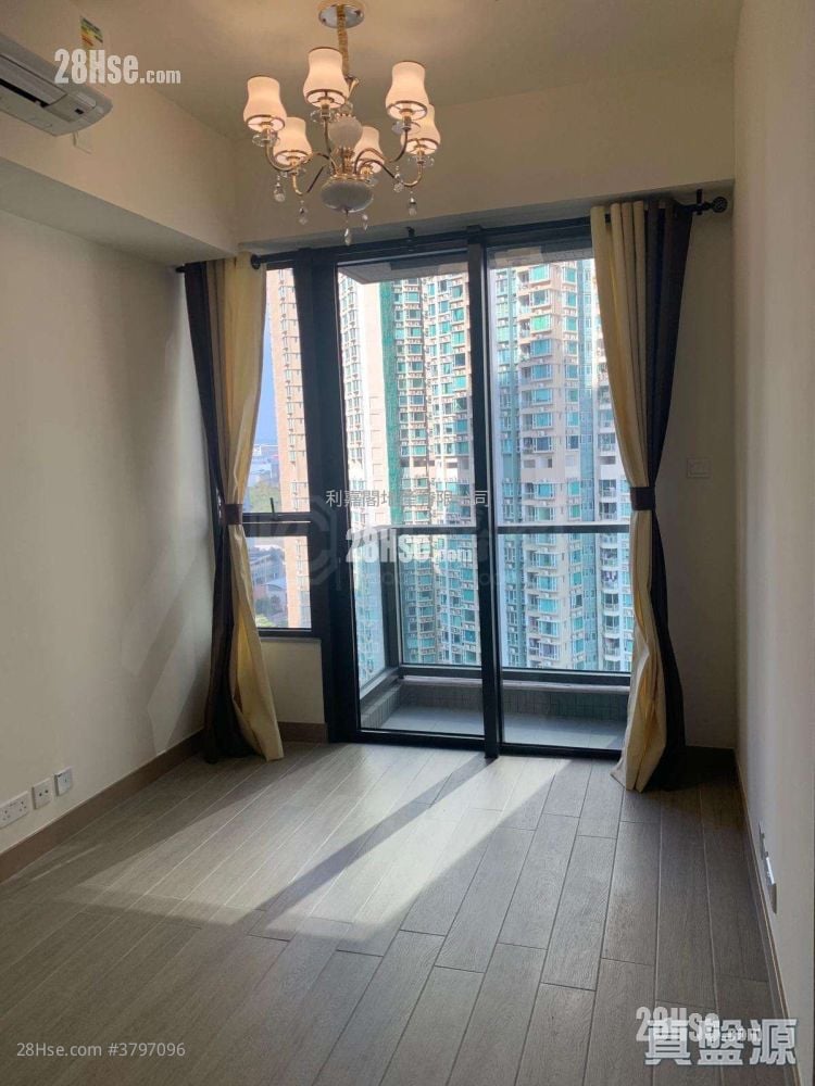 晋海 售盘 2 房 , 1 浴室 473 平方尺