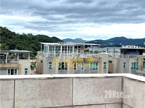 Meadow Cove Sell 4 Bedrooms , 5+ Bathrooms