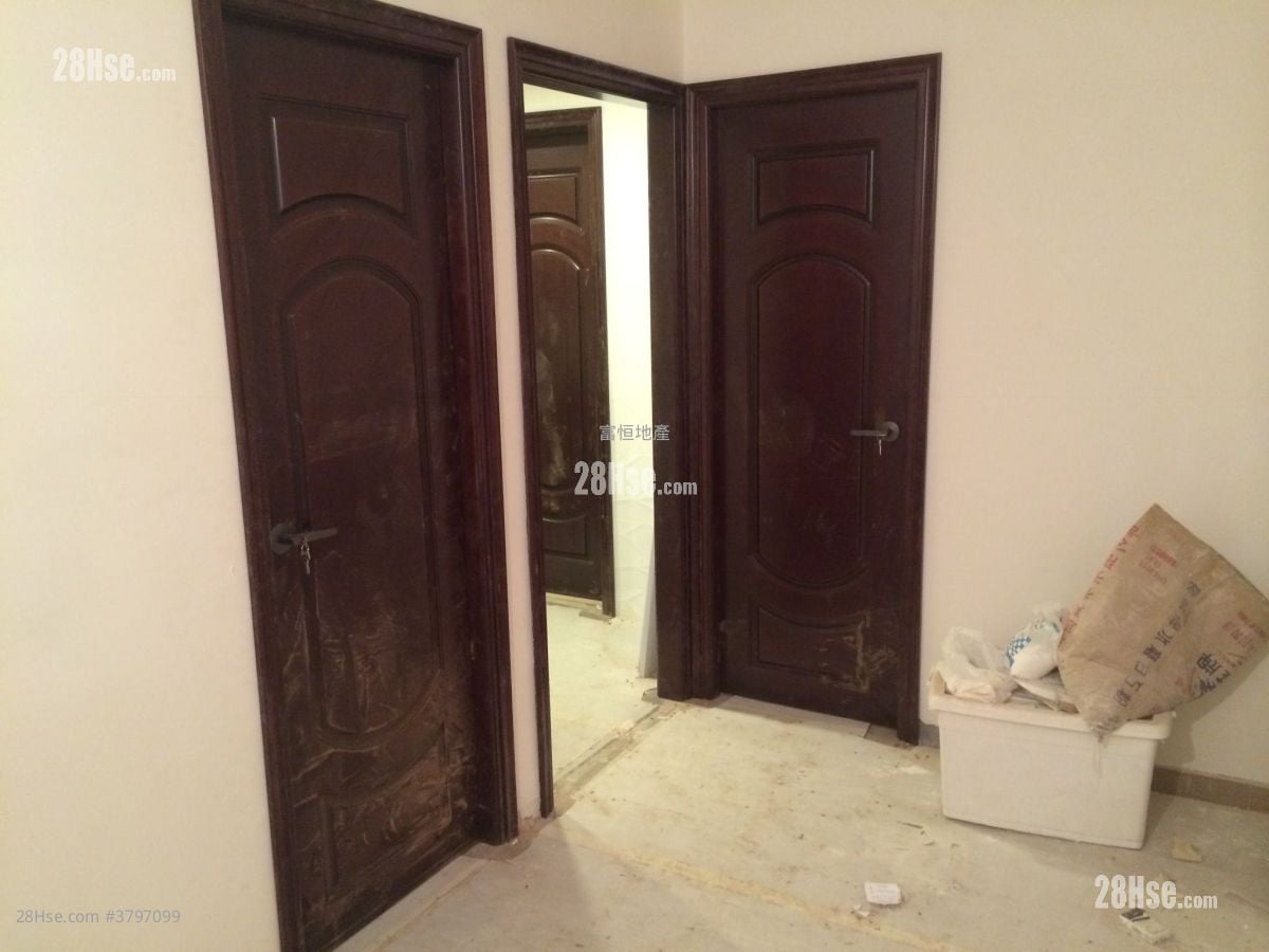 Tonnochy Towers Sell 2 Bedrooms , 1 Bathroom 367 ft²