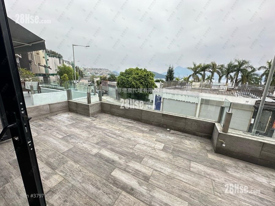 雅景花园 售盘 3 房 1,090 平方尺