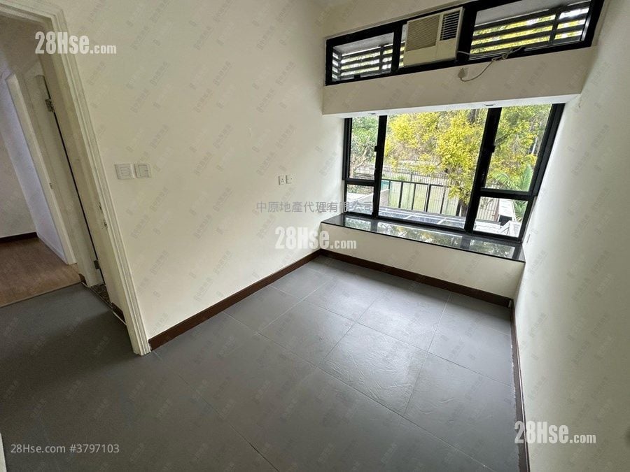 雅景花园 售盘 3 房 1,090 平方尺