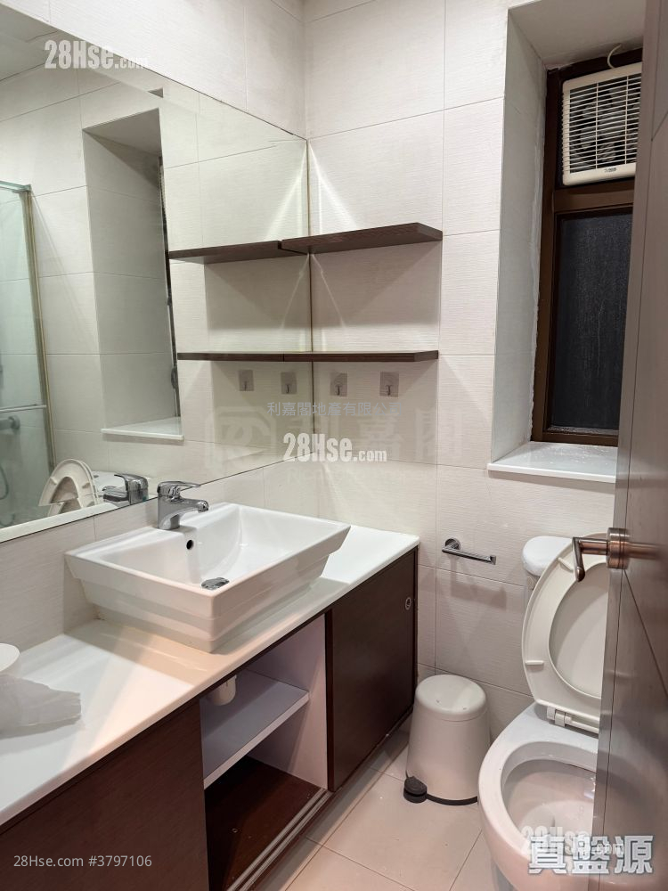 康泽花园 租盘 2 房 , 1 浴室 532 平方尺