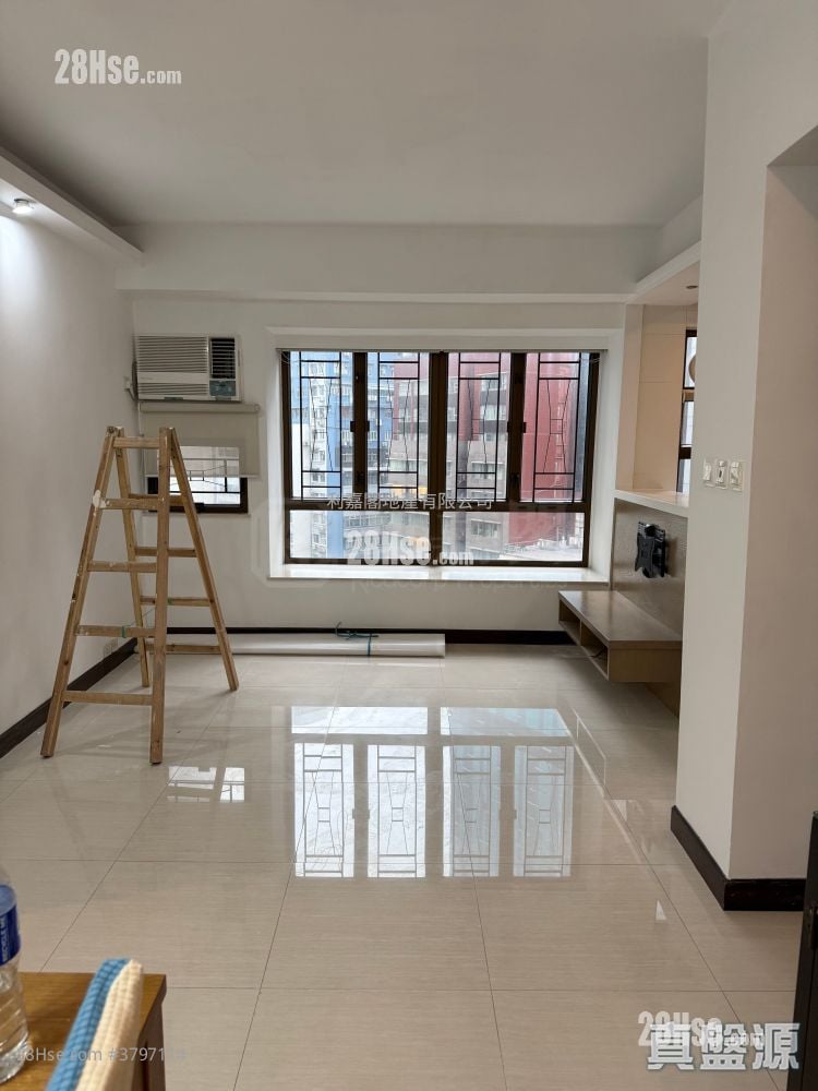 康泽花园 售盘 2 房 , 1 浴室 532 平方尺