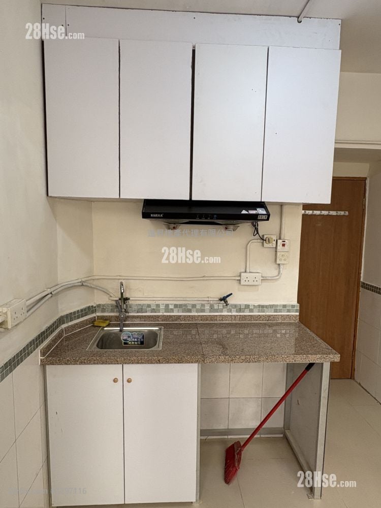 怀邦楼 租盘 开放式间隔 , 1 浴室 150 平方尺