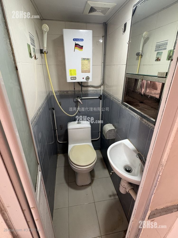 怀邦楼 租盘 开放式间隔 , 1 浴室 150 平方尺