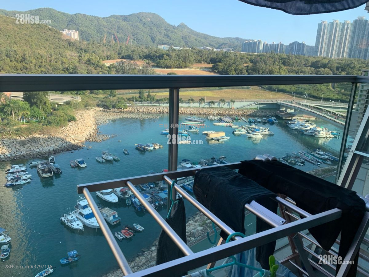 SAVANNAH 售盘 4 房 , 3 浴室 1,048 平方尺