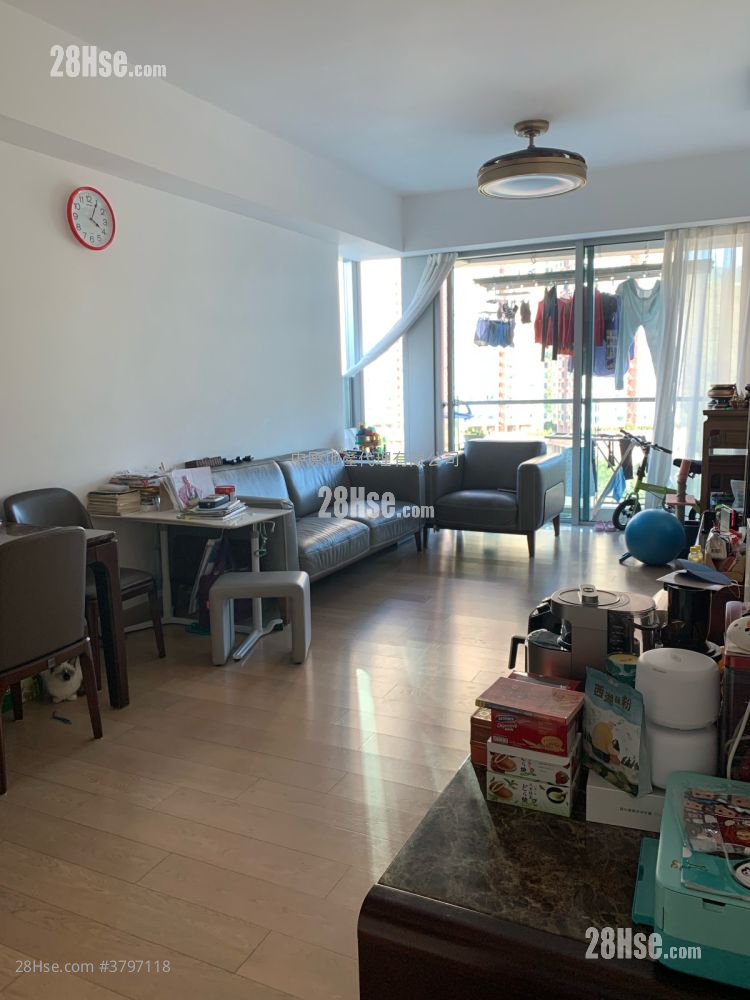 SAVANNAH 售盘 4 房 , 3 浴室 1,048 平方尺