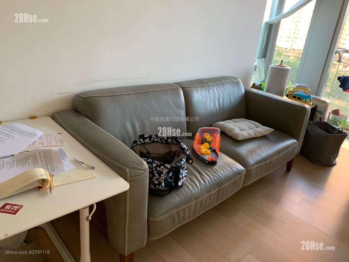 SAVANNAH 售盘 4 房 , 3 浴室 1,048 平方尺