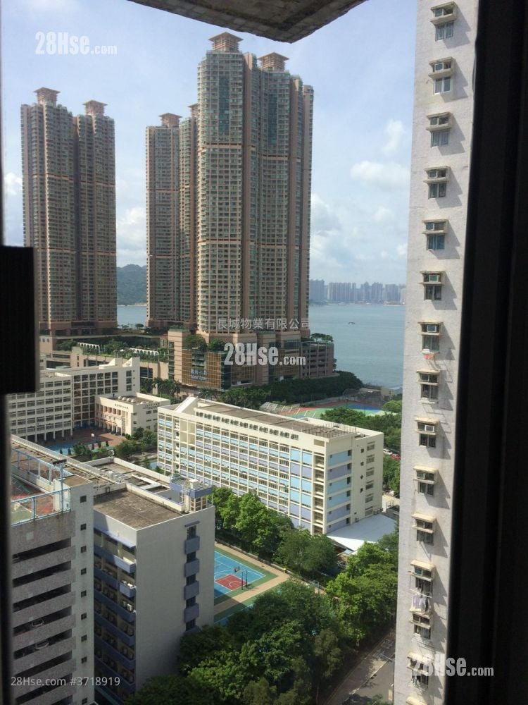 Fullview Garden Sell 2 Bedrooms , 1 Bathroom 484 ft²