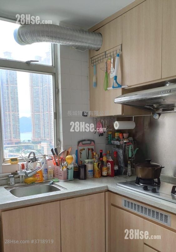 Fullview Garden Sell 2 Bedrooms , 1 Bathroom 484 ft²