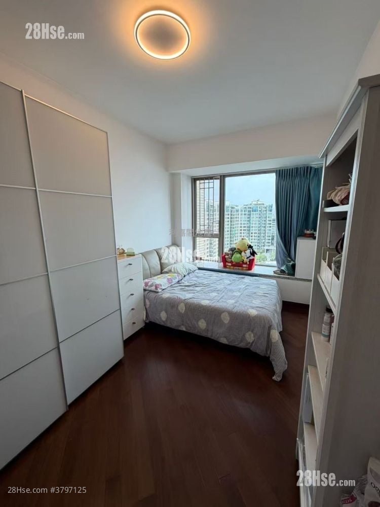 Mayfair By The Sea Sell 3 Bedrooms , 2 Bathrooms 1,080 ft²