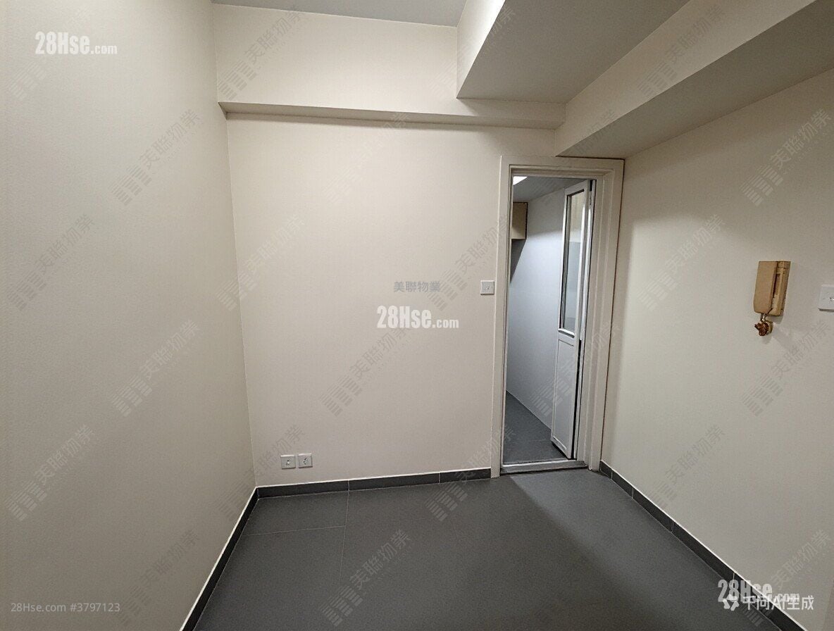 葵星中心 售盘 2 房 , 1 浴室 369 平方尺