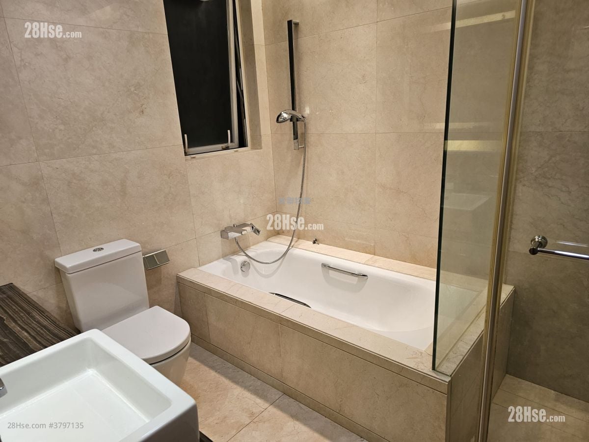 壹号云顶 租盘 3 房 , 2 浴室 1,027 平方尺