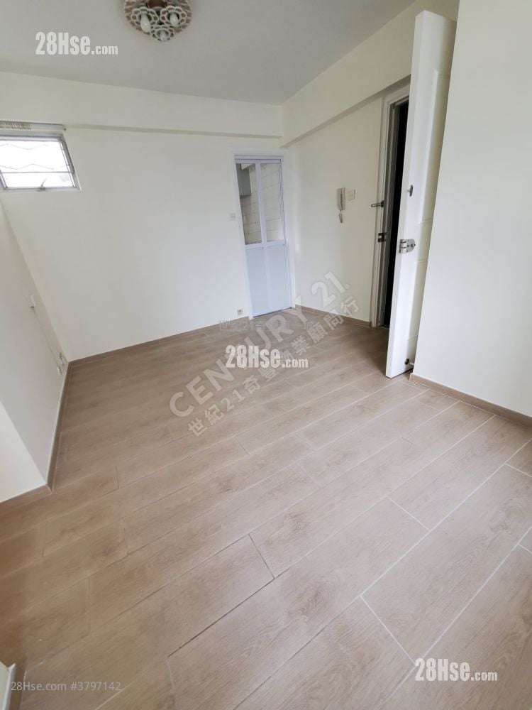 City One Shatin Sell 3 Bedrooms , 1 Bathroom 451 ft²