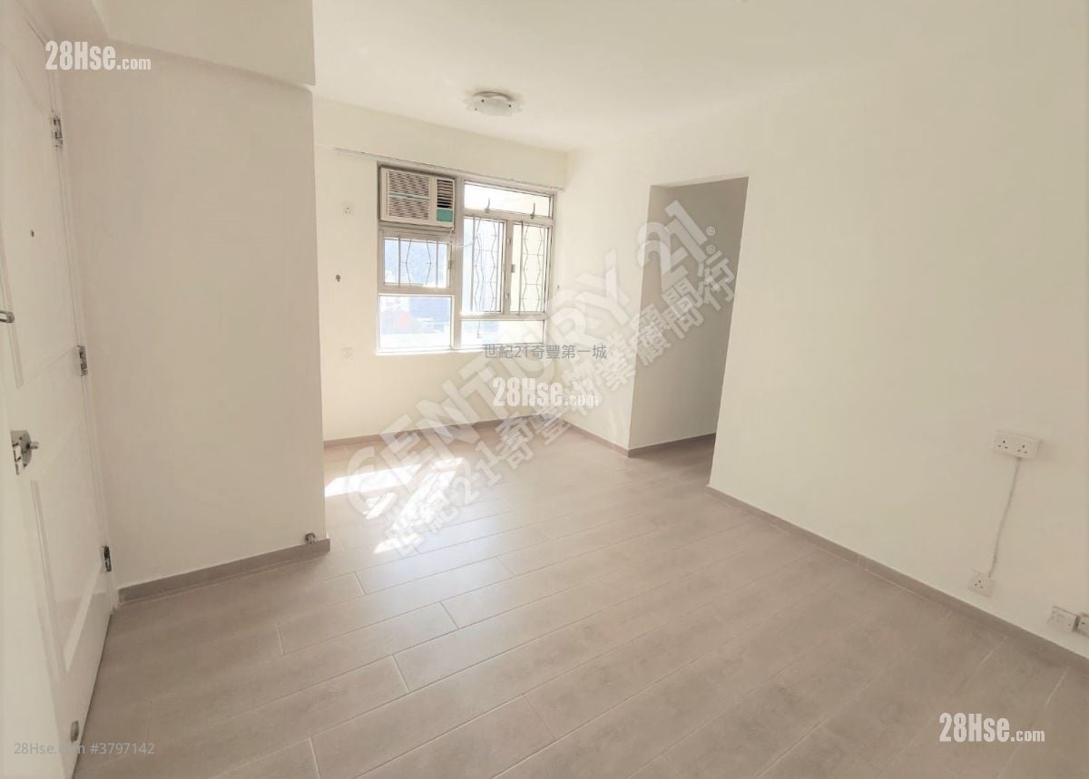 City One Shatin Sell 3 Bedrooms , 1 Bathroom 451 ft²