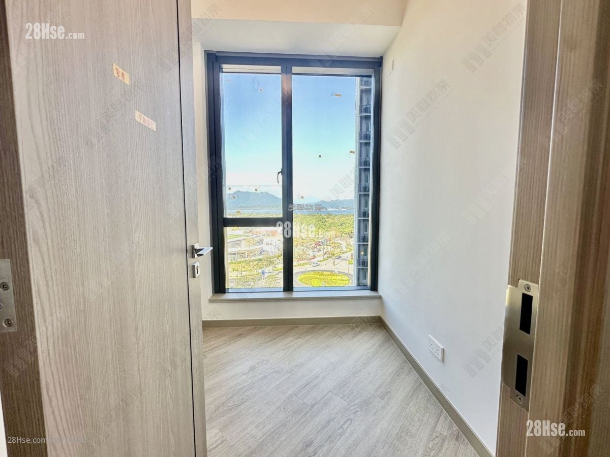 Sierra Sea Sell 2 Bedrooms 461 ft²