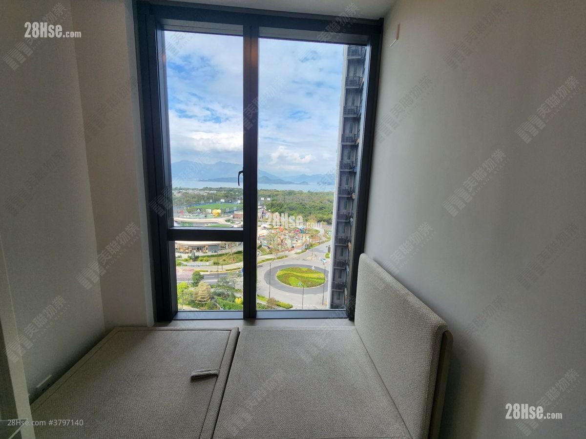 Sierra Sea Sell 2 Bedrooms 461 ft²