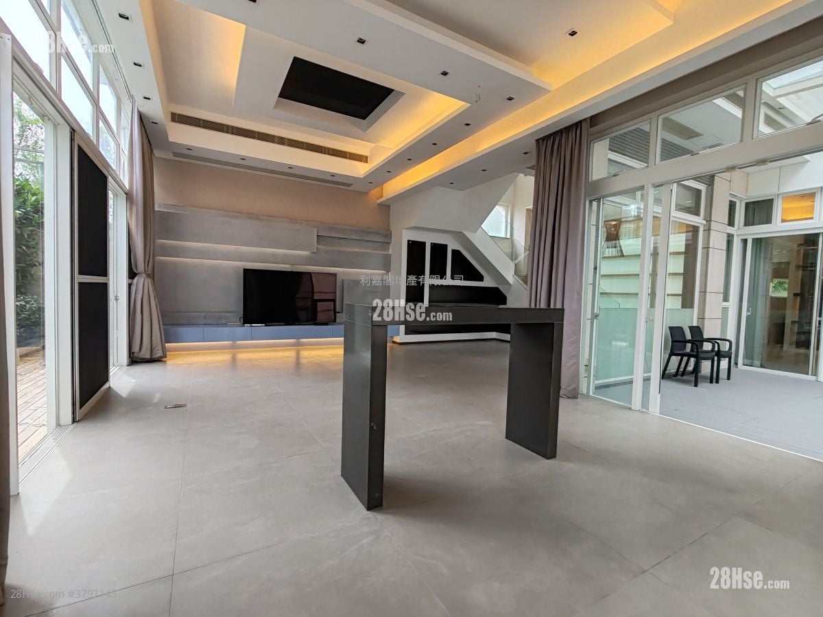 The Great Hill Sell 4 Bedrooms , 4 Bathrooms 3,197 ft²