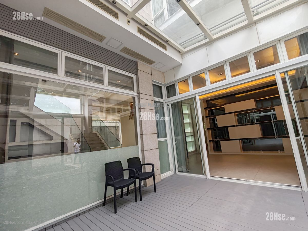 The Great Hill Sell 4 Bedrooms , 4 Bathrooms 3,197 ft²