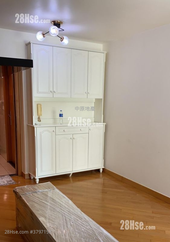 Yoho Town 售盘 2 房 422 平方尺