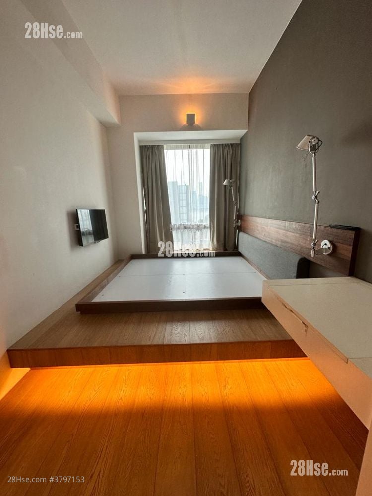 The Gloucester Sell 2 Bedrooms , 1 Bathroom 659 ft²