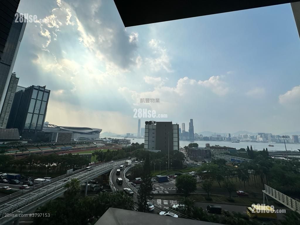 The Gloucester Sell 2 Bedrooms , 1 Bathroom 659 ft²