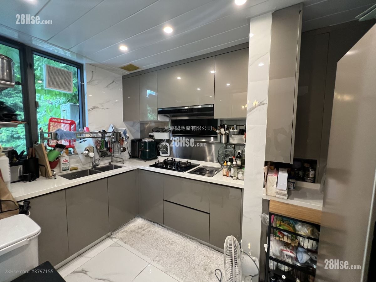 翠逸雅园 租盘 1,373 平方尺