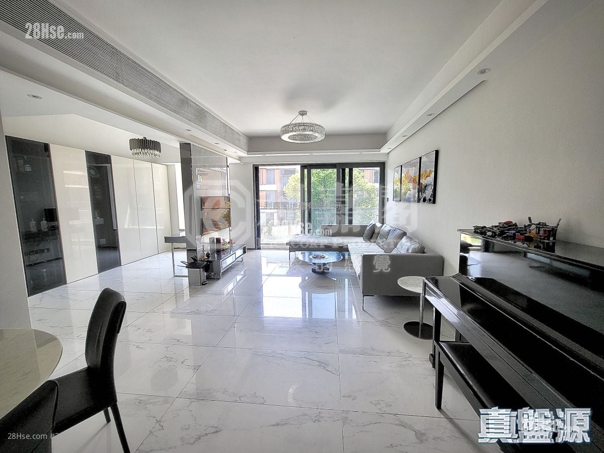 Parc Inverness Sell 4 Bedrooms , 3 Bathrooms 1,514 ft²