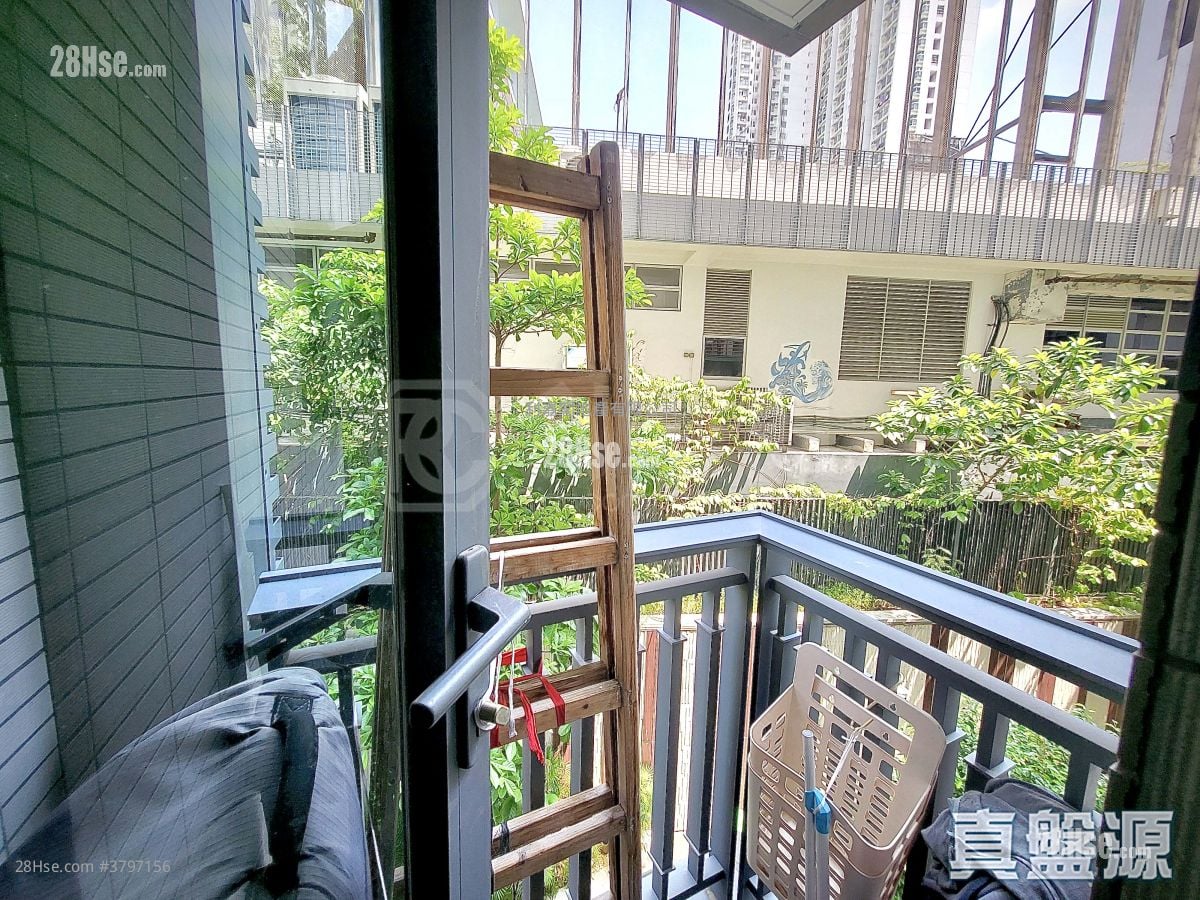 Parc Inverness Sell 4 Bedrooms , 3 Bathrooms 1,514 ft²