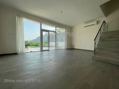 村屋 售盘 3 房 , 4 浴室 2,100 平方尺