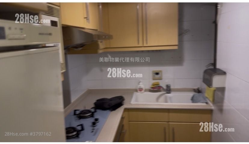 Park Central Rental 3 Bedrooms , 1 Bathroom 547 ft²