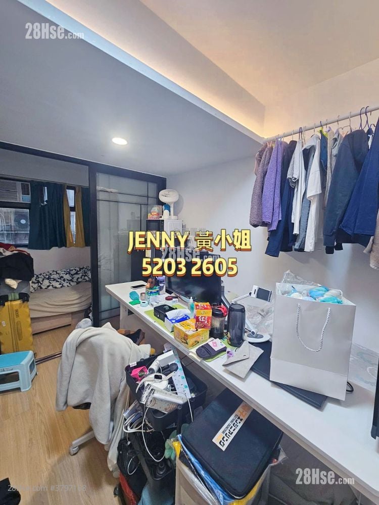 Lyton Building Sell 1,077 ft²