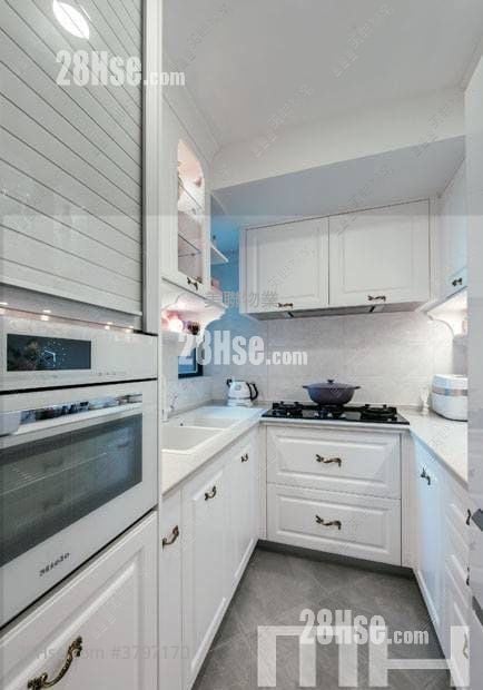 Oscar By The Sea Rental 3 Bedrooms , 1 Bathroom 612 ft²