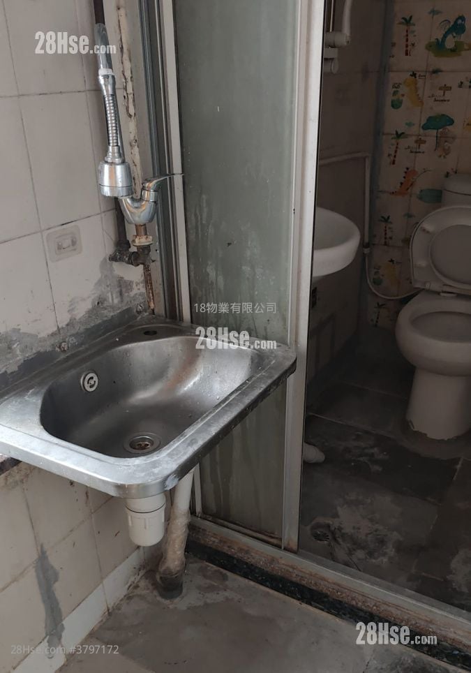 Chinese Mansion Rental 2 Bedrooms , 1 Bathroom 260 ft²
