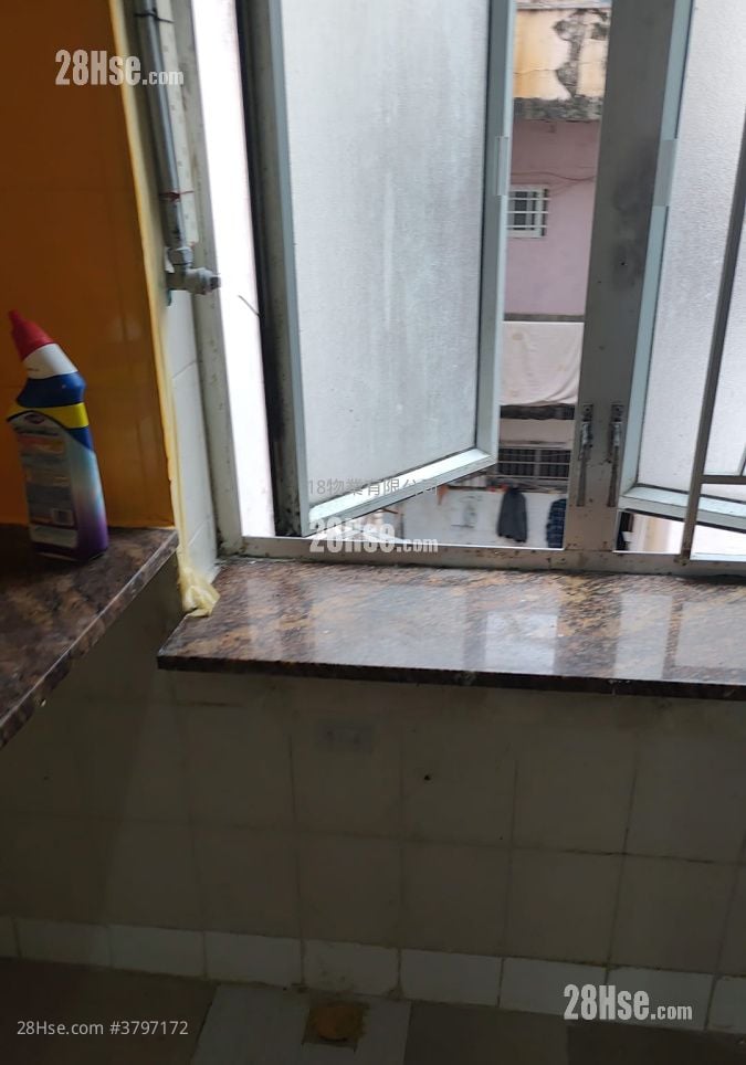 Chinese Mansion Rental 2 Bedrooms , 1 Bathroom 260 ft²