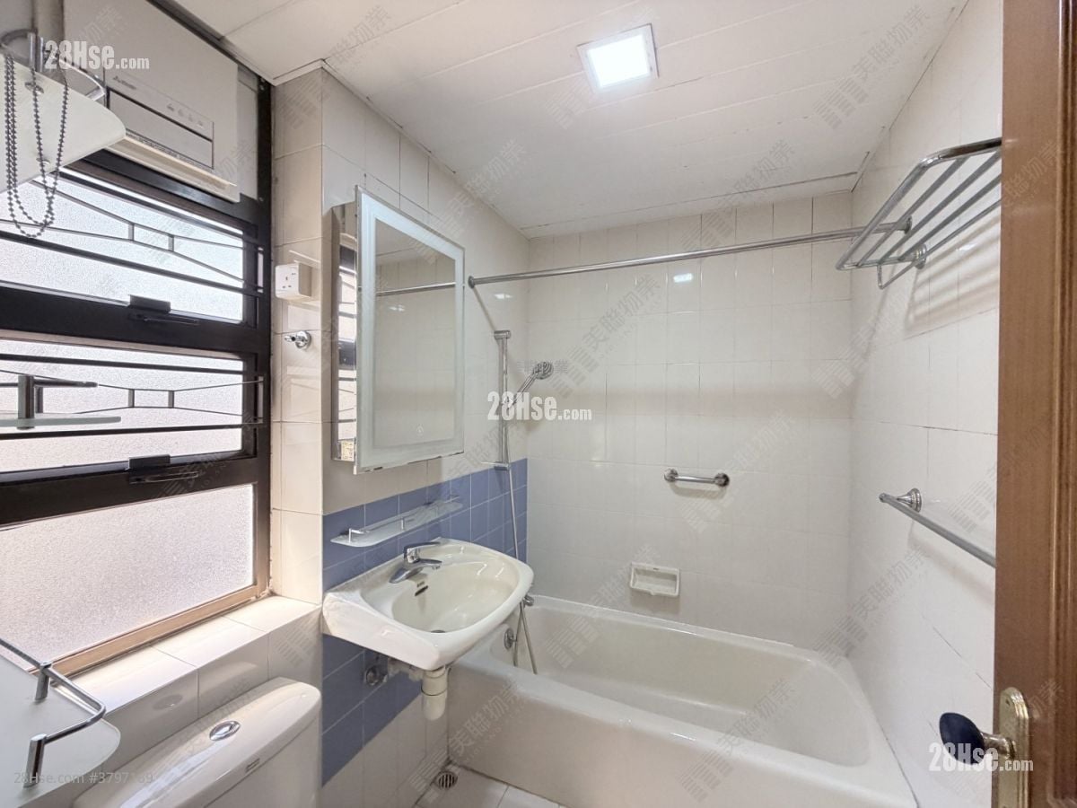 恒德大厦 售盘 3 房 1,830 平方尺