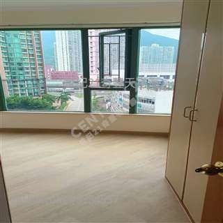 世紀21 聽濤雅苑>專門店 Leo 譚生63050330