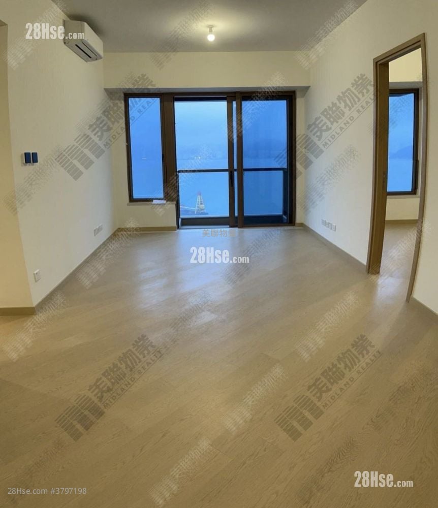 Lp10 Rental 3 Bedrooms , 2 Bathrooms 921 ft²