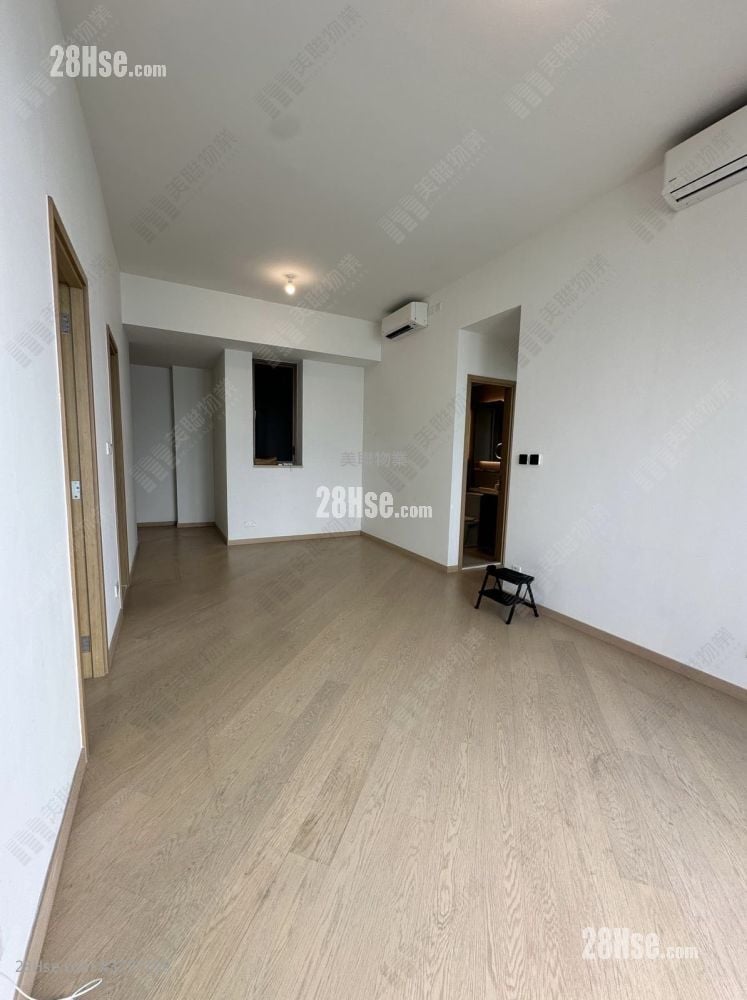 Lp10 Rental 3 Bedrooms , 2 Bathrooms 921 ft²