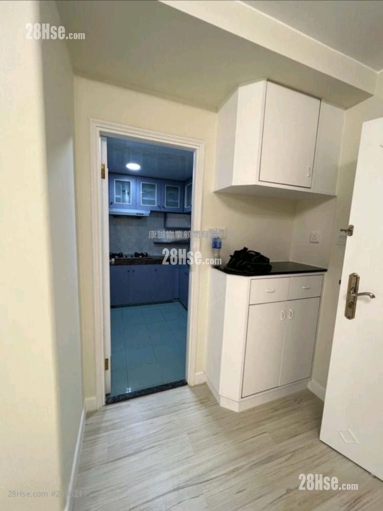 晓丽苑 售盘 3 房 , 1 浴室 604 平方尺