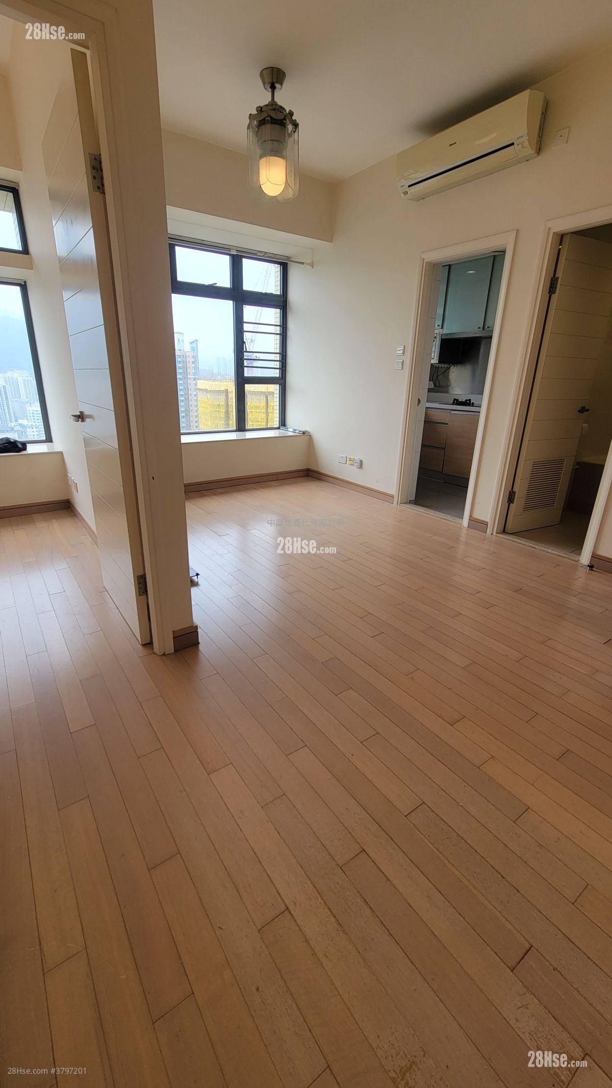 立坊 租盘 395 平方尺