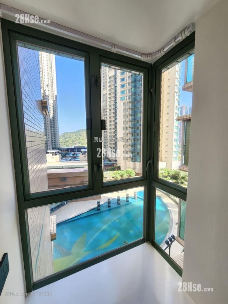 君傲湾 售盘 3 房 , 2 浴室 655 平方尺