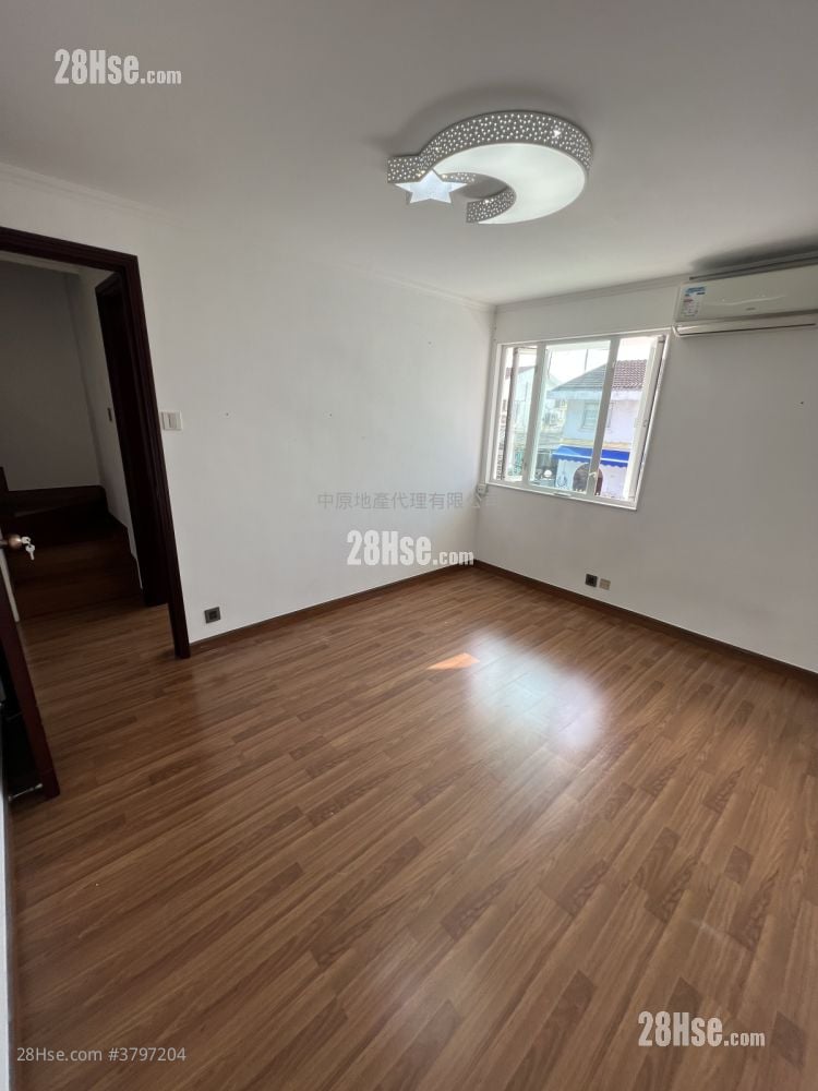 Fairview Park Sell 3 Bedrooms 1,035 ft²