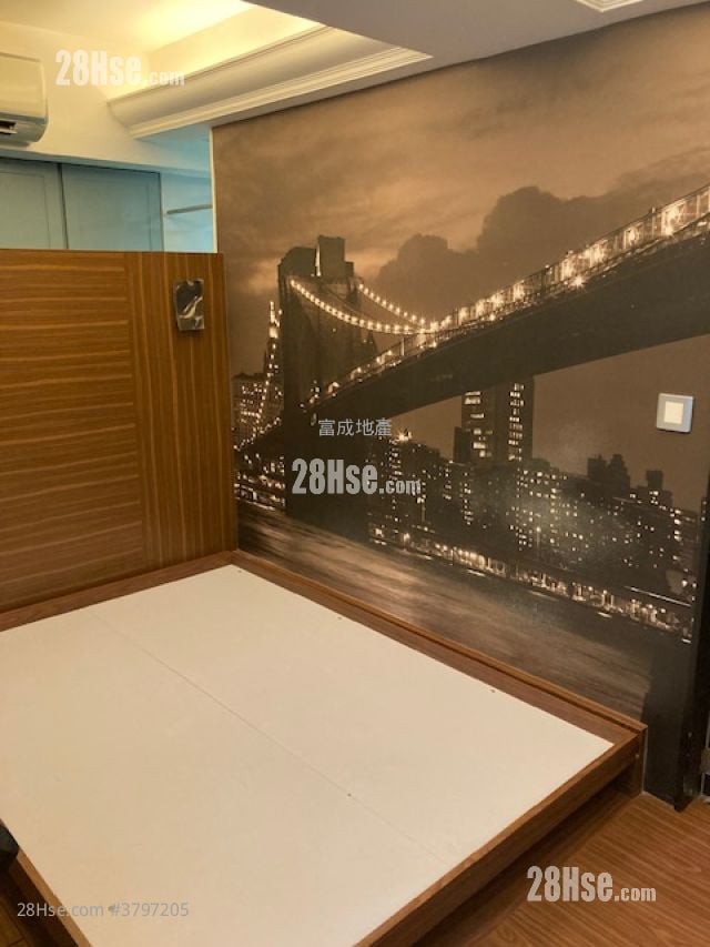 Yik Fat Building Rental 1 Bedroom , 1 Bathroom 233 ft²