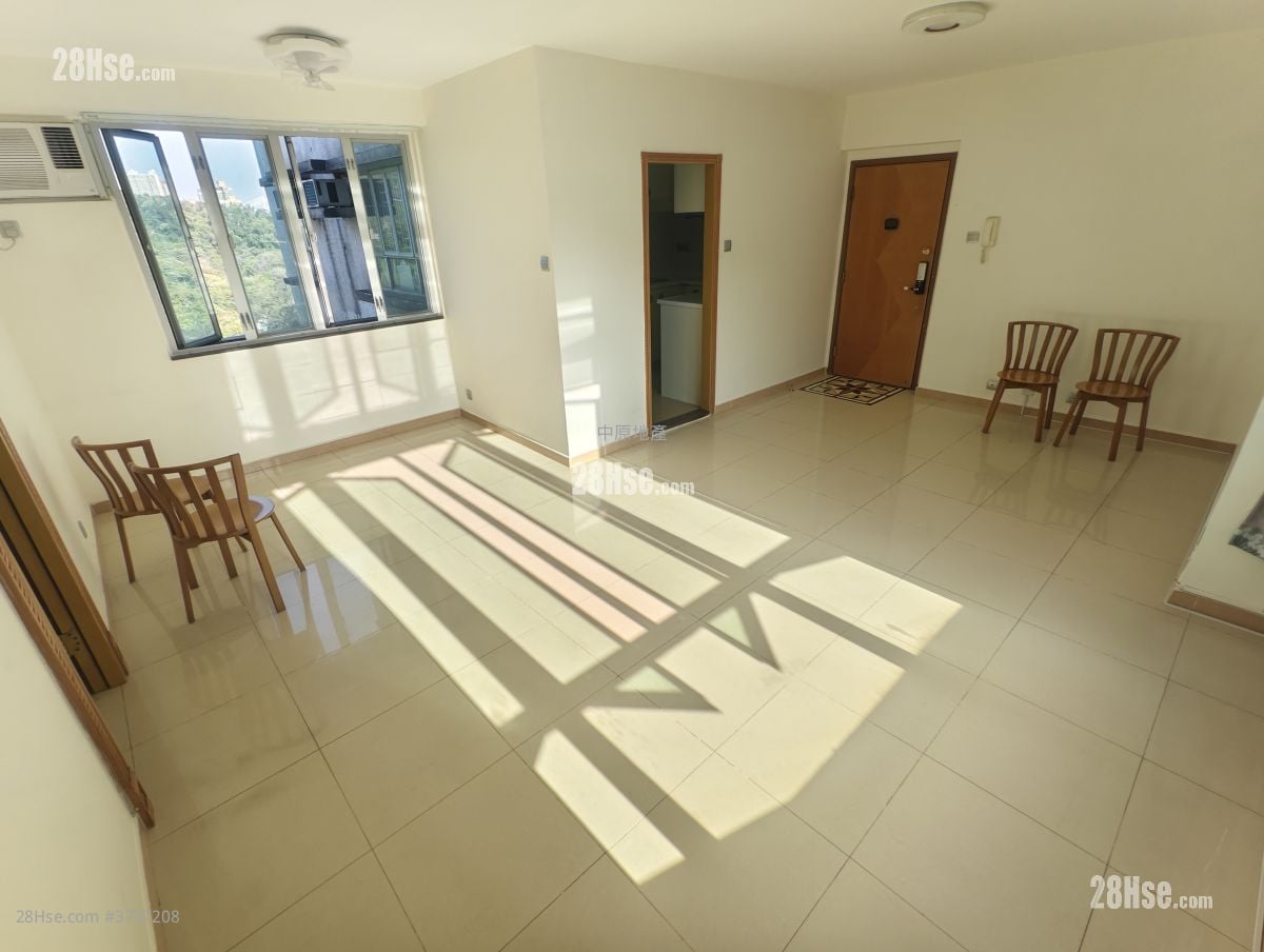 Hong Kong Garden Sell 3 Bedrooms , 2 Bathrooms 828 ft²