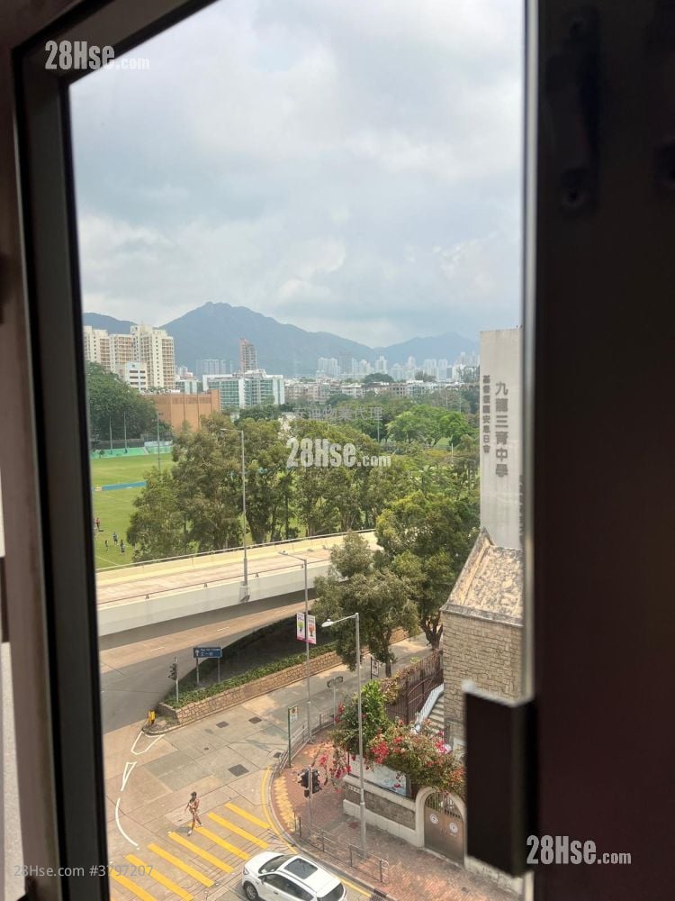 Tung Wai Building Sell 2 Bedrooms , 1 Bathroom 284 ft²