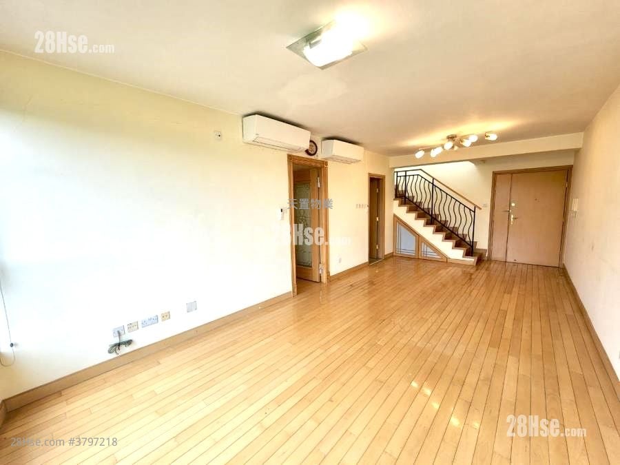 Recours La Serre Sell 3 Bedrooms , 3 Bathrooms 854 ft²