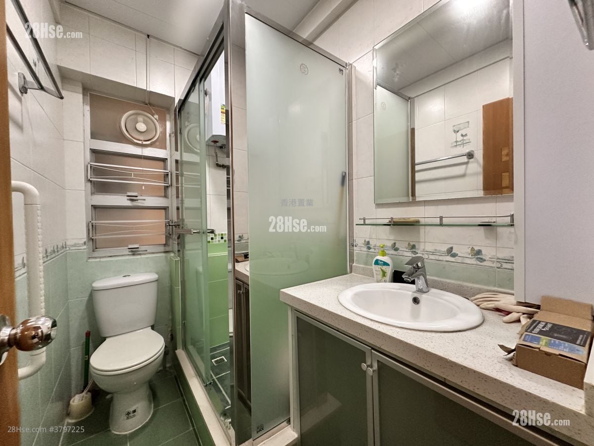 Belle House Sell 3 Bedrooms , 1 Bathroom 510 ft²