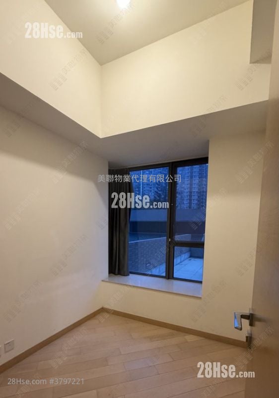 Residence 88 Rental 375 ft²